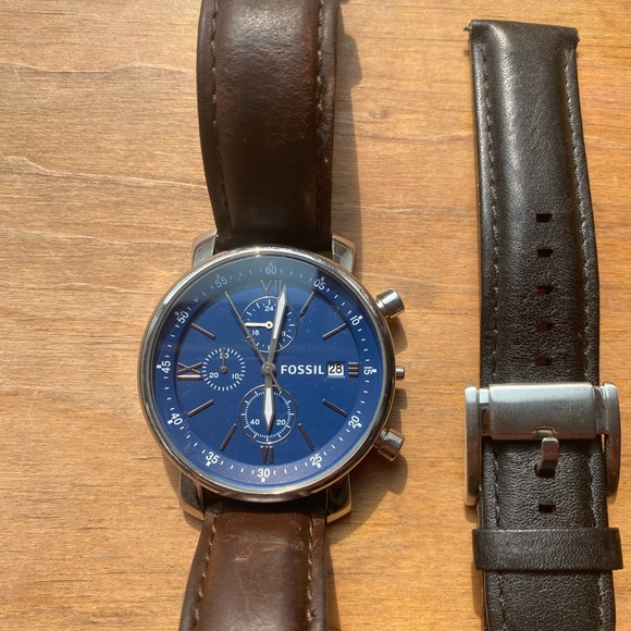 Fossil Watch - Picture 2 of 7